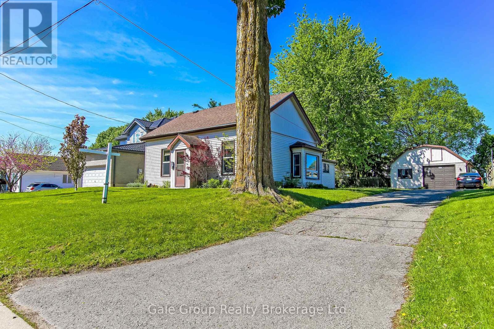 42 Maud Street, Woodstock, Ontario  N4S 3Y4 - Photo 2 - X13161296