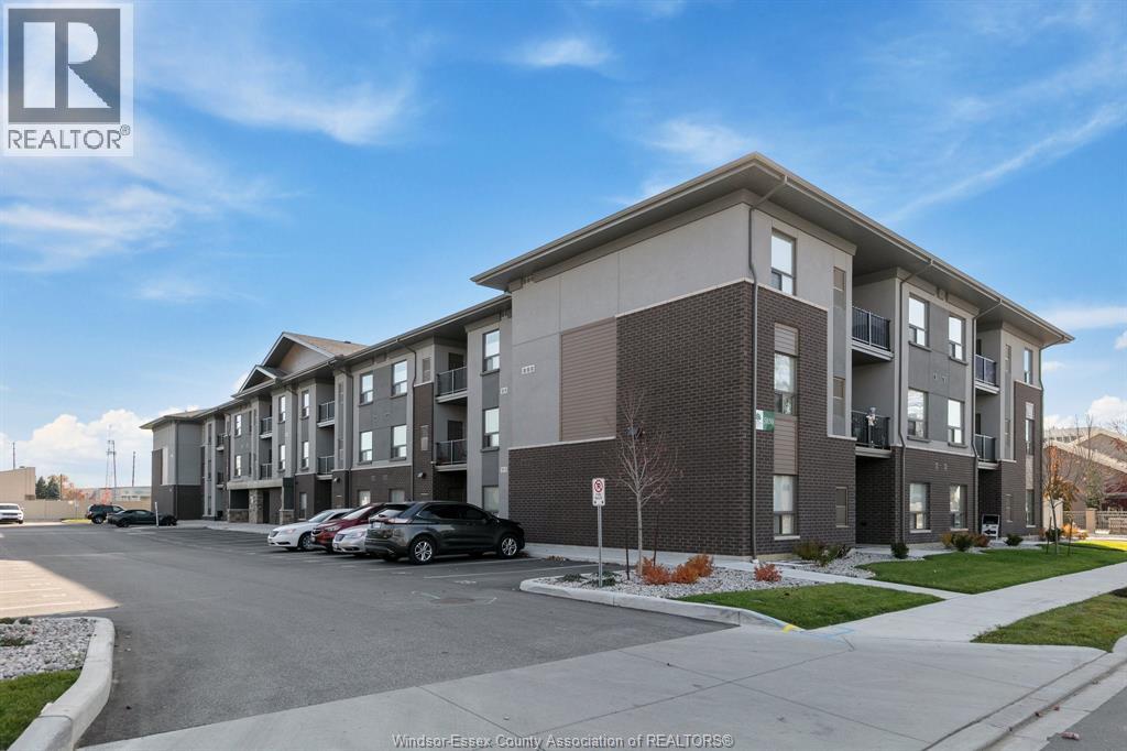 MLS# 26011868: 5850 NEWMAN Unit# 210, LaSalle, Canada