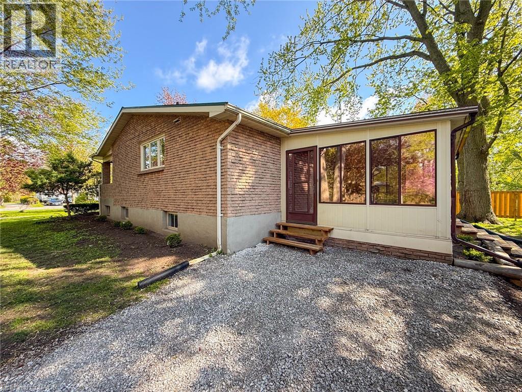 192 Queen Street E, St. Williams, Ontario  N0E 1P0 - Photo 32 - 40831951
