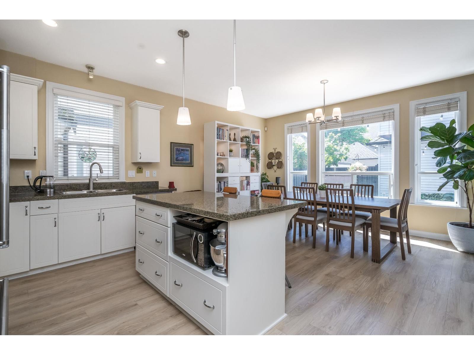 6741 193a Street, Surrey, British Columbia  V4N 0B8 - Photo 10 - R3125937