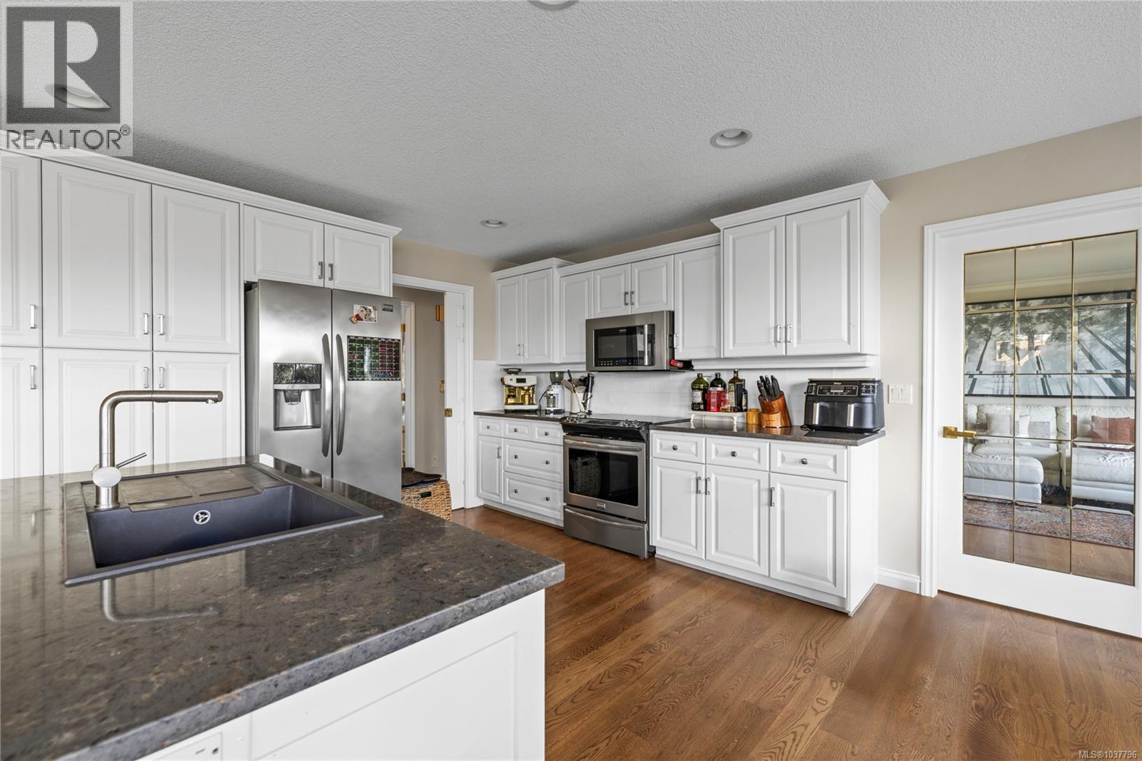 3541 Shelby Lane, Nanoose Bay, British Columbia  V9P 9J8 - Photo 4 - 1037796