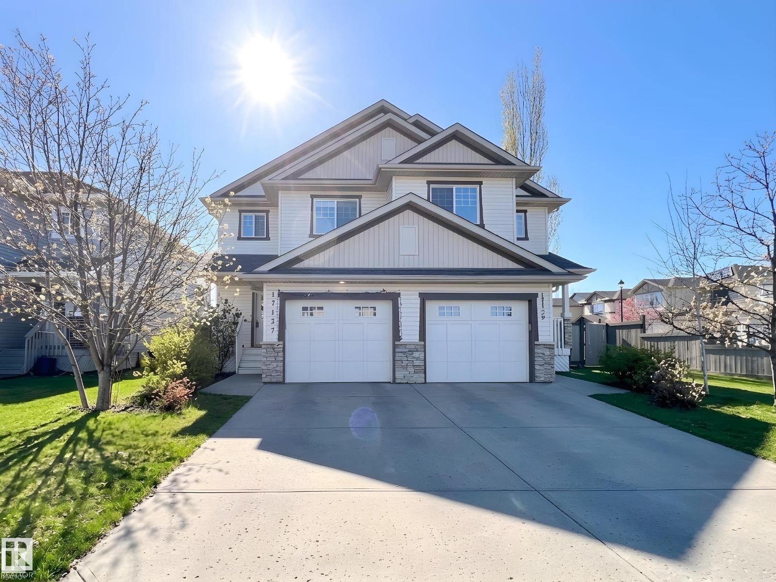 17127 7a Av Sw, Edmonton, Alberta  T6W 0M5 - Photo 1 - E4478438