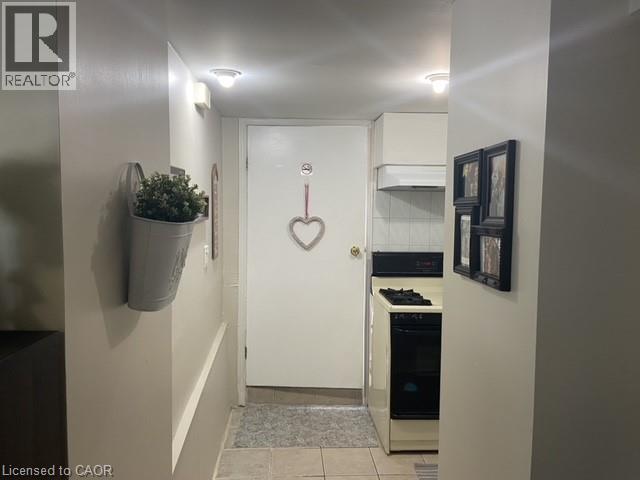 52 Emerson Street, Hamilton, Ontario  L8S 2X4 - Photo 3 - 40832712