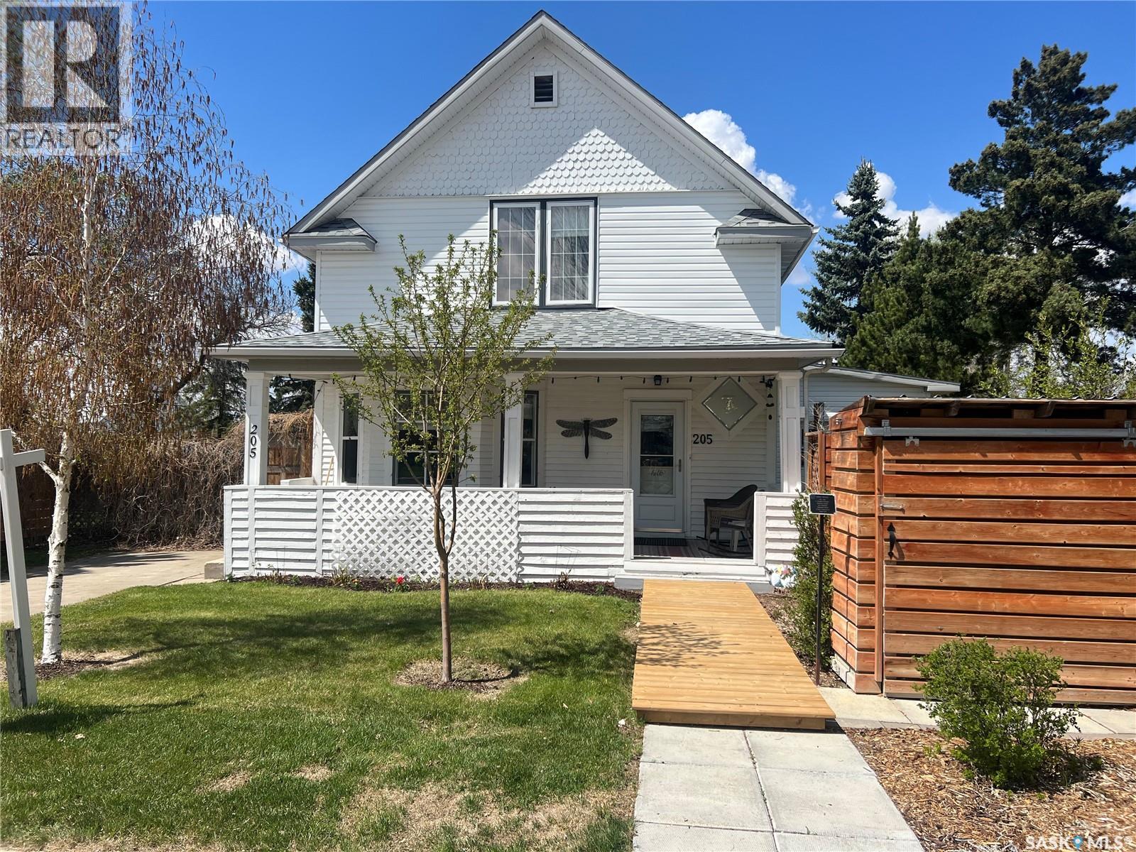 205 3rd AVENUE, harris, Saskatchewan