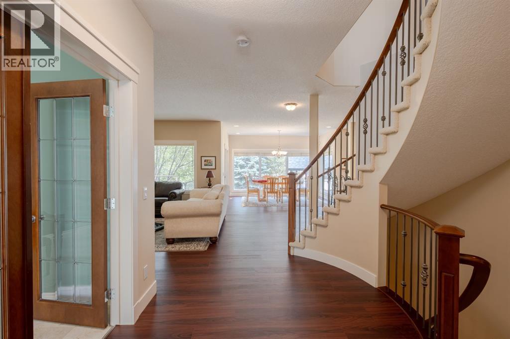 11 Tuscany Glen Green NW, Calgary, Alberta  T3L 2V8 - Photo 5 - A2313168