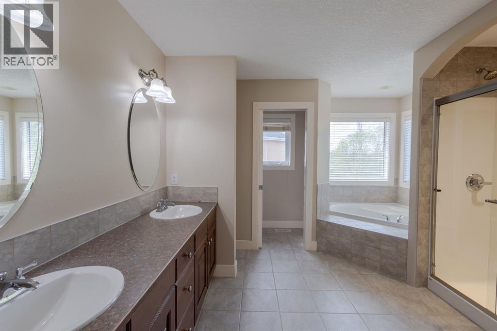 11 Tuscany Glen Green NW, Calgary, Alberta  T3L 2V8 - Photo 23 - A2313168