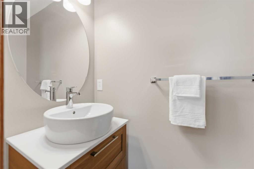 20 Everridge Road SW, Calgary, Alberta  T2Y 4S8 - Photo 14 - A2313612