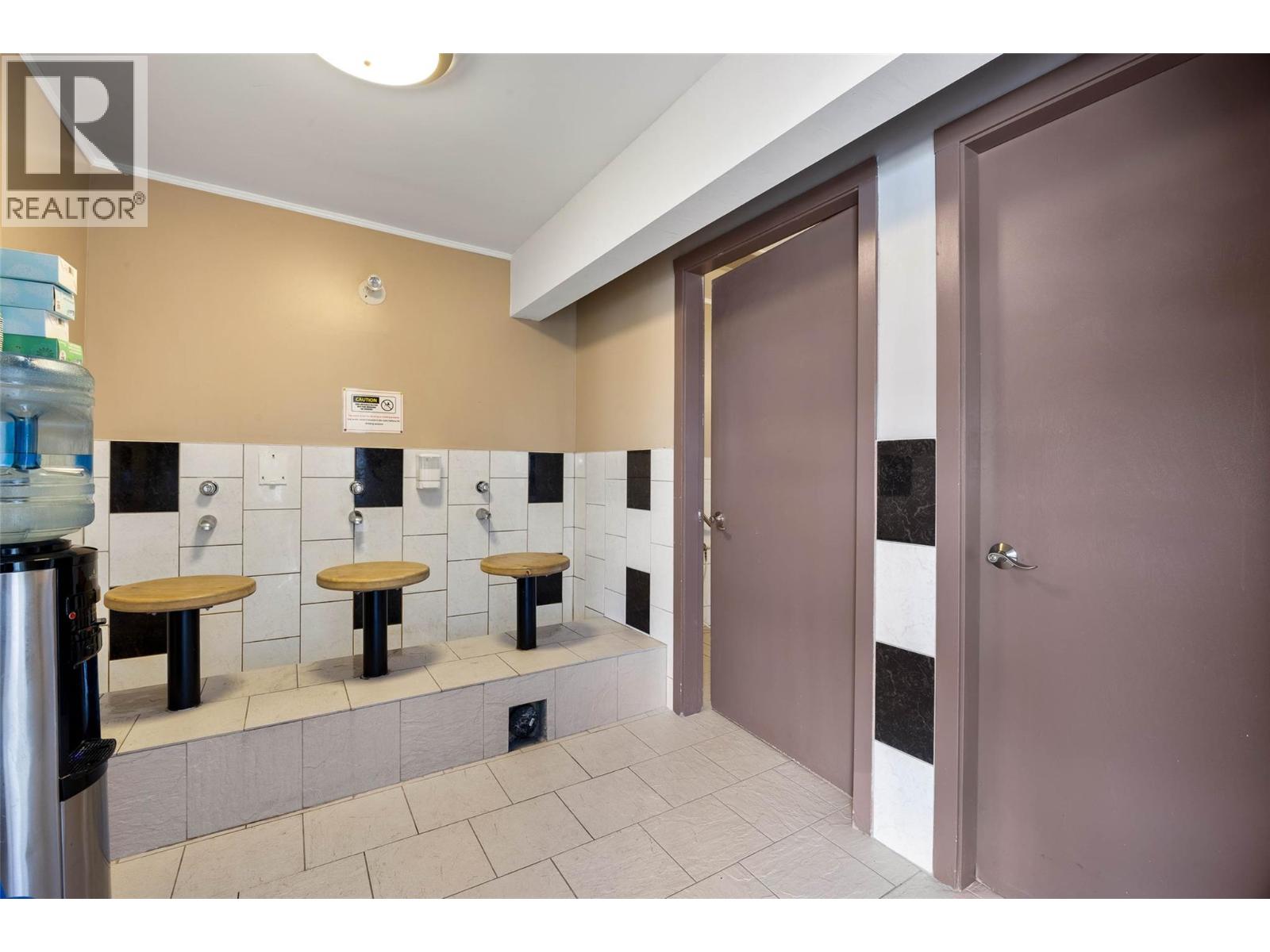 2805 Hwy 5a South Highway, Kamloops, British Columbia  V0E 2A0 - Photo 25 - 10388271
