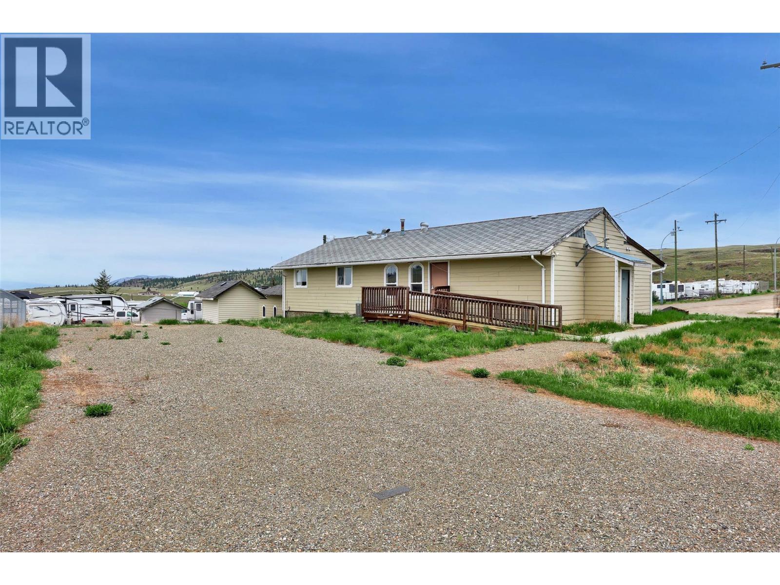 2805 Hwy 5a South Highway, Kamloops, British Columbia  V0E 2A0 - Photo 5 - 10388271
