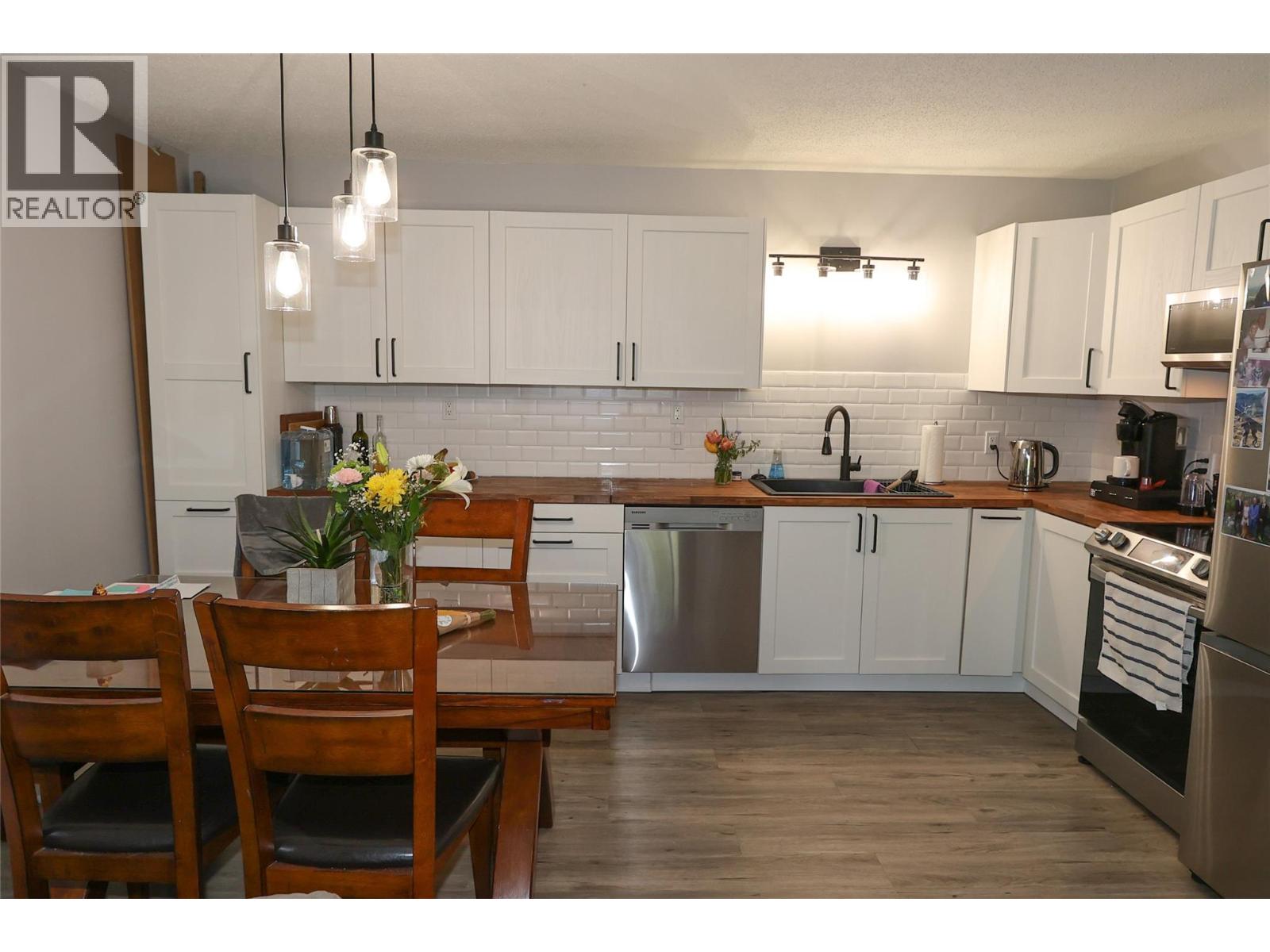 1051 Gerry Sorensen Way Unit# 221-223, Kimberley, British Columbia  V1A 2Y5 - Photo 2 - 10387892