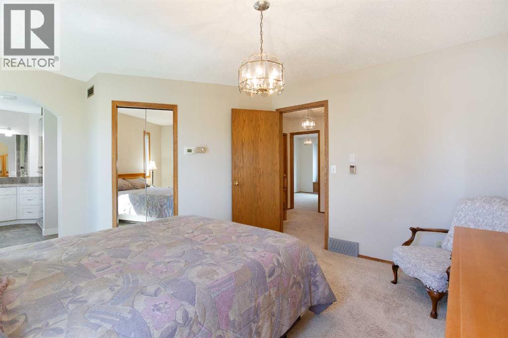 26 Sunhaven Link SE, Calgary, Alberta  T2X 2M4 - Photo 23 - A2313572