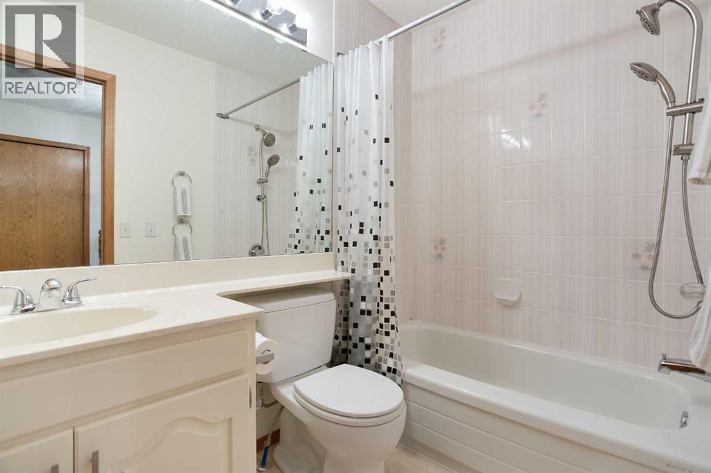 26 Sunhaven Link SE, Calgary, Alberta  T2X 2M4 - Photo 30 - A2313572