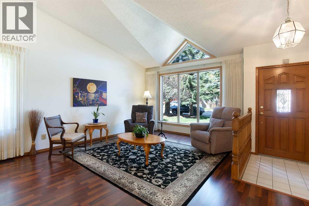 26 Sunhaven Link SE, Calgary, Alberta  T2X 2M4 - Photo 4 - A2313572