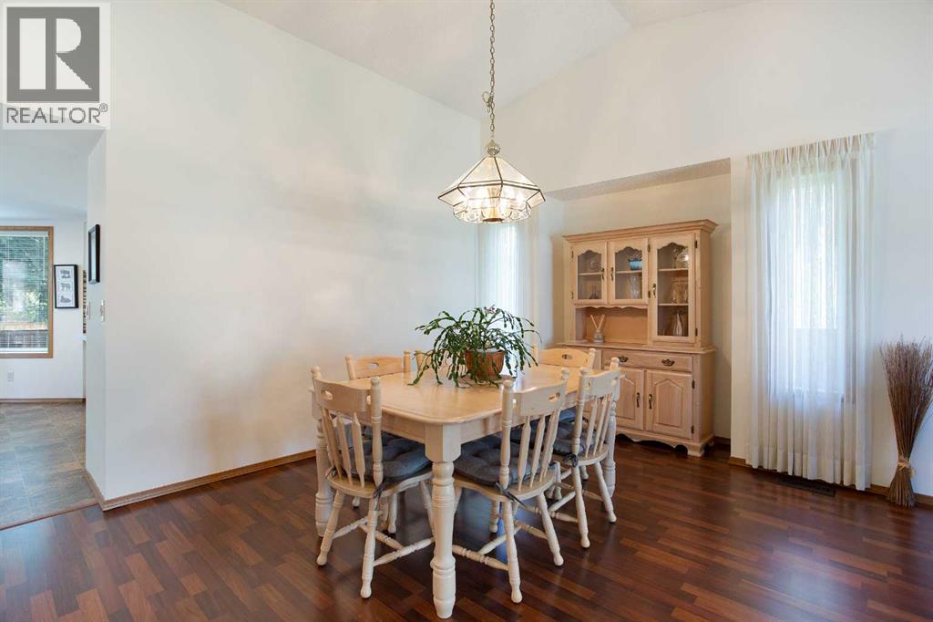 26 Sunhaven Link SE, Calgary, Alberta  T2X 2M4 - Photo 6 - A2313572