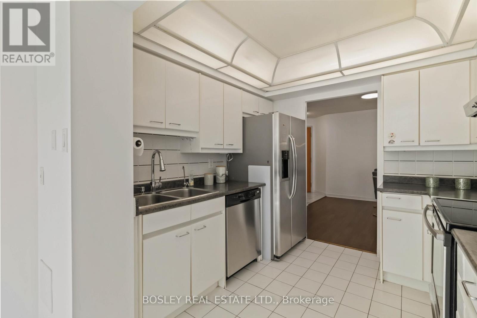 206 - 7250 Yonge Street, Vaughan, Ontario  L4J 7X1 - Photo 15 - N13161458