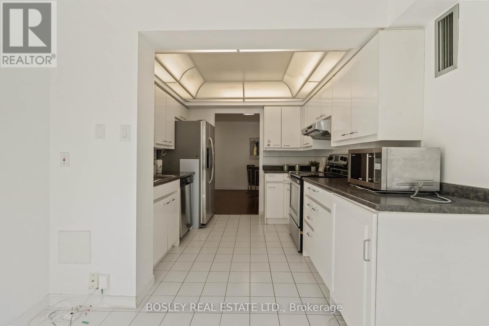 206 - 7250 Yonge Street, Vaughan, Ontario  L4J 7X1 - Photo 17 - N13161458