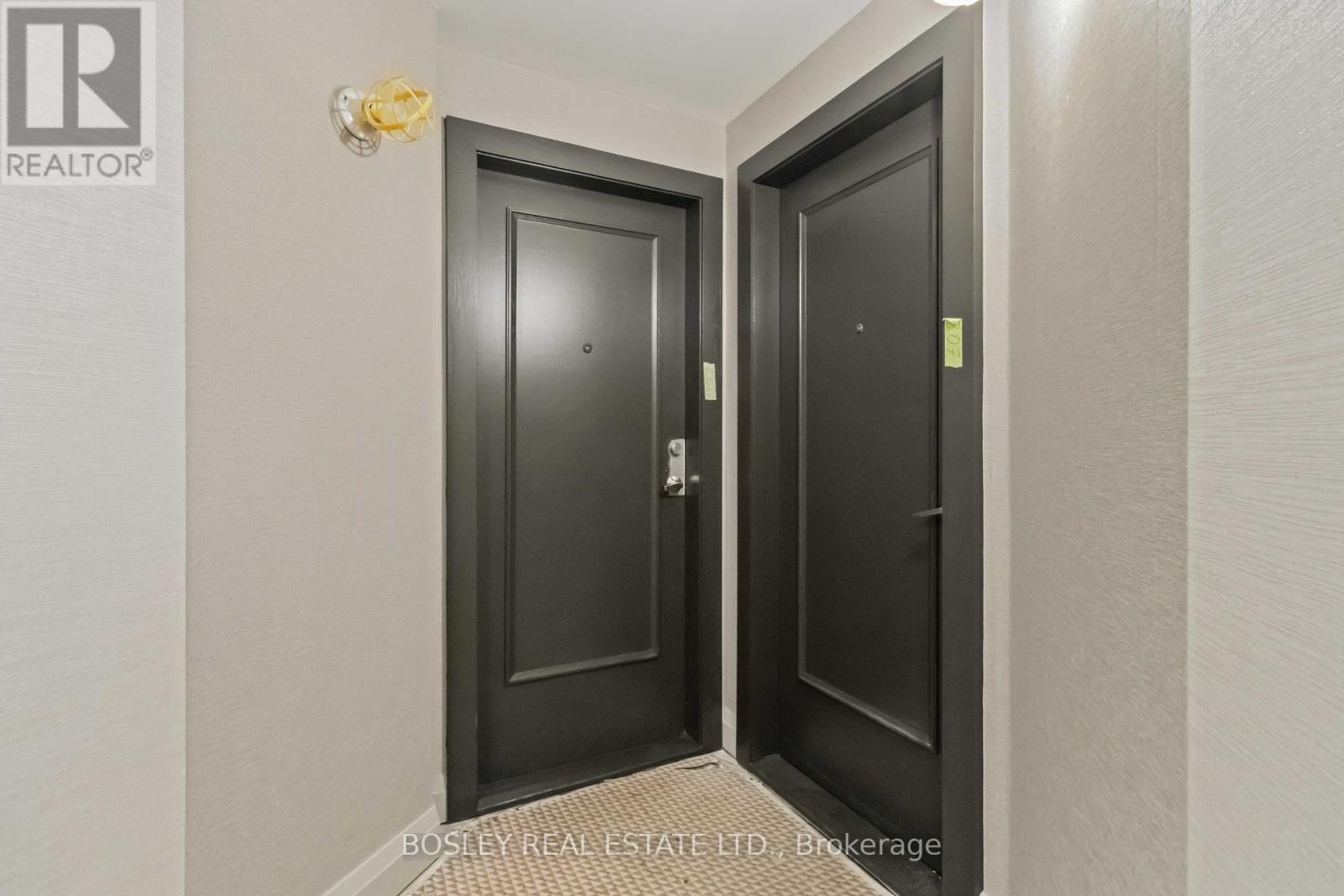 206 - 7250 Yonge Street, Vaughan, Ontario  L4J 7X1 - Photo 5 - N13161458