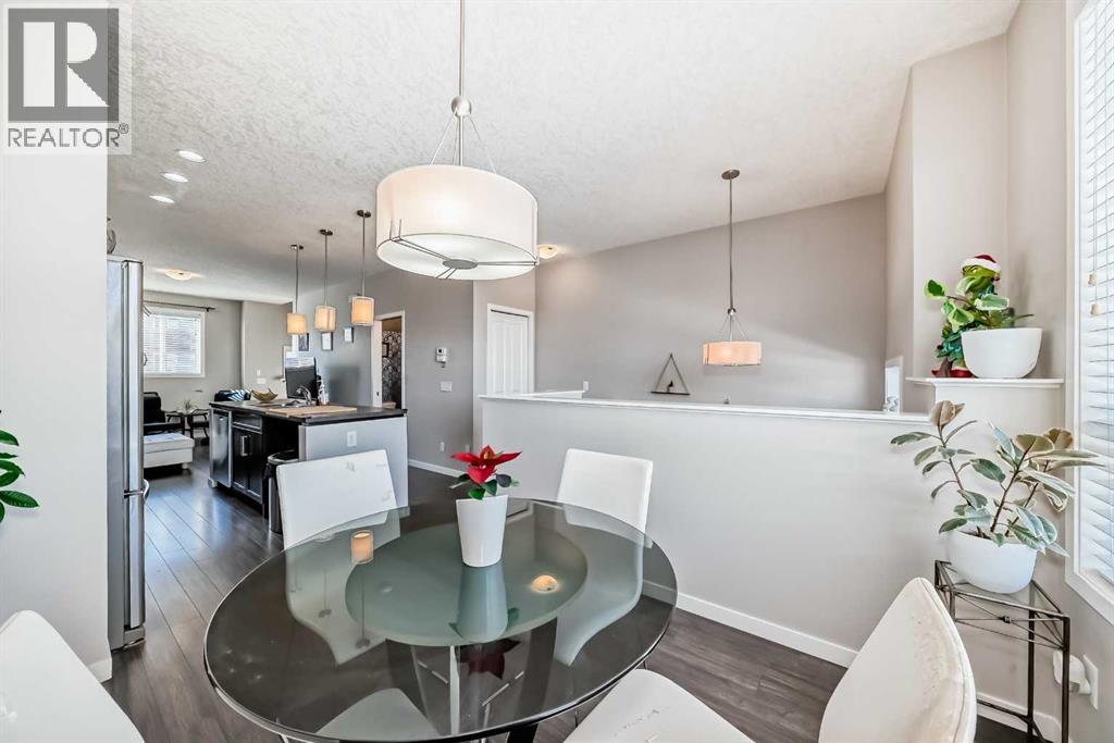 656 Copperpond Boulevard SE, Calgary, Alberta  T2Z 5B9 - Photo 13 - A2282104