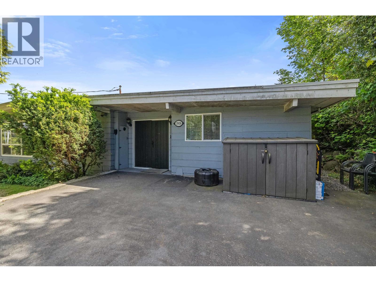 1908 Warwick Crescent, Port Coquitlam, British Columbia  V3C 1L8 - Photo 40 - R3126272