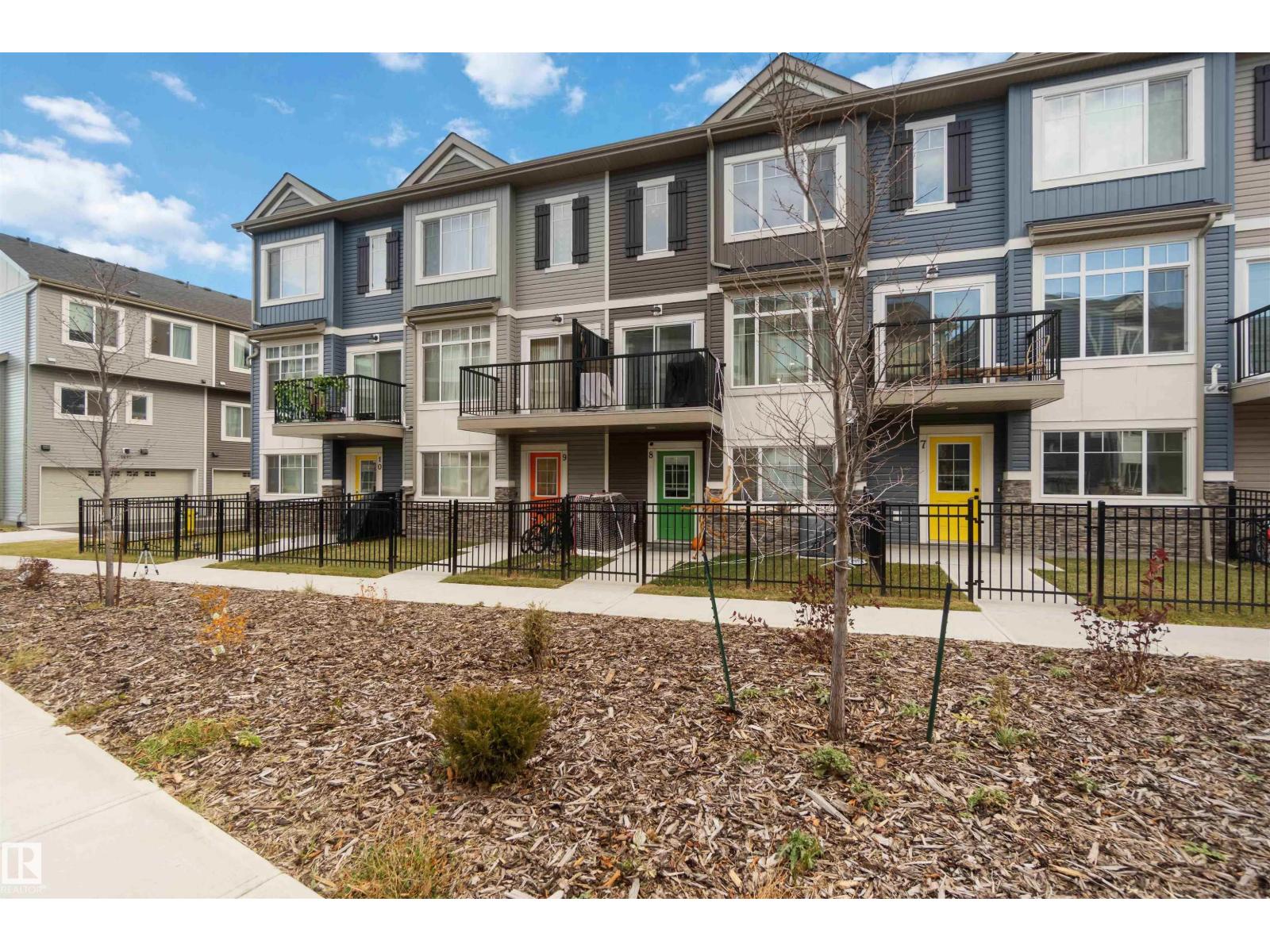 #9 6214 Cartmell Co SW, Edmonton, Alberta  T6W 3L5 - Photo 1 - E4473531