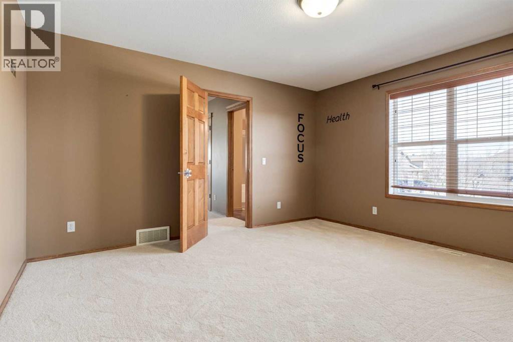 15 Barber Street NW, Langdon, Alberta  T0J 1X2 - Photo 27 - A2309366