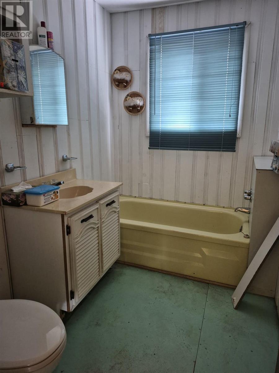 15 Magog Lake Rd, Blind River, Ontario P0R 1B0 - Photo 12 - SM260826