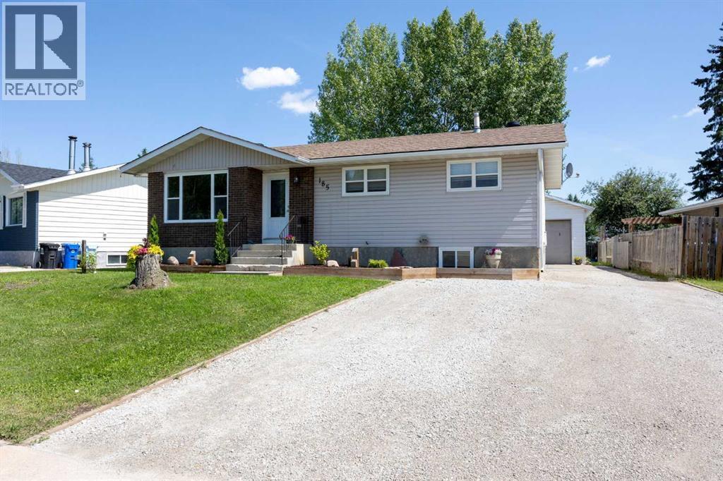 185 Hilltop Crescent, Fort Mcmurray, Alberta  T9H 3V3 - Photo 1 - A2292430