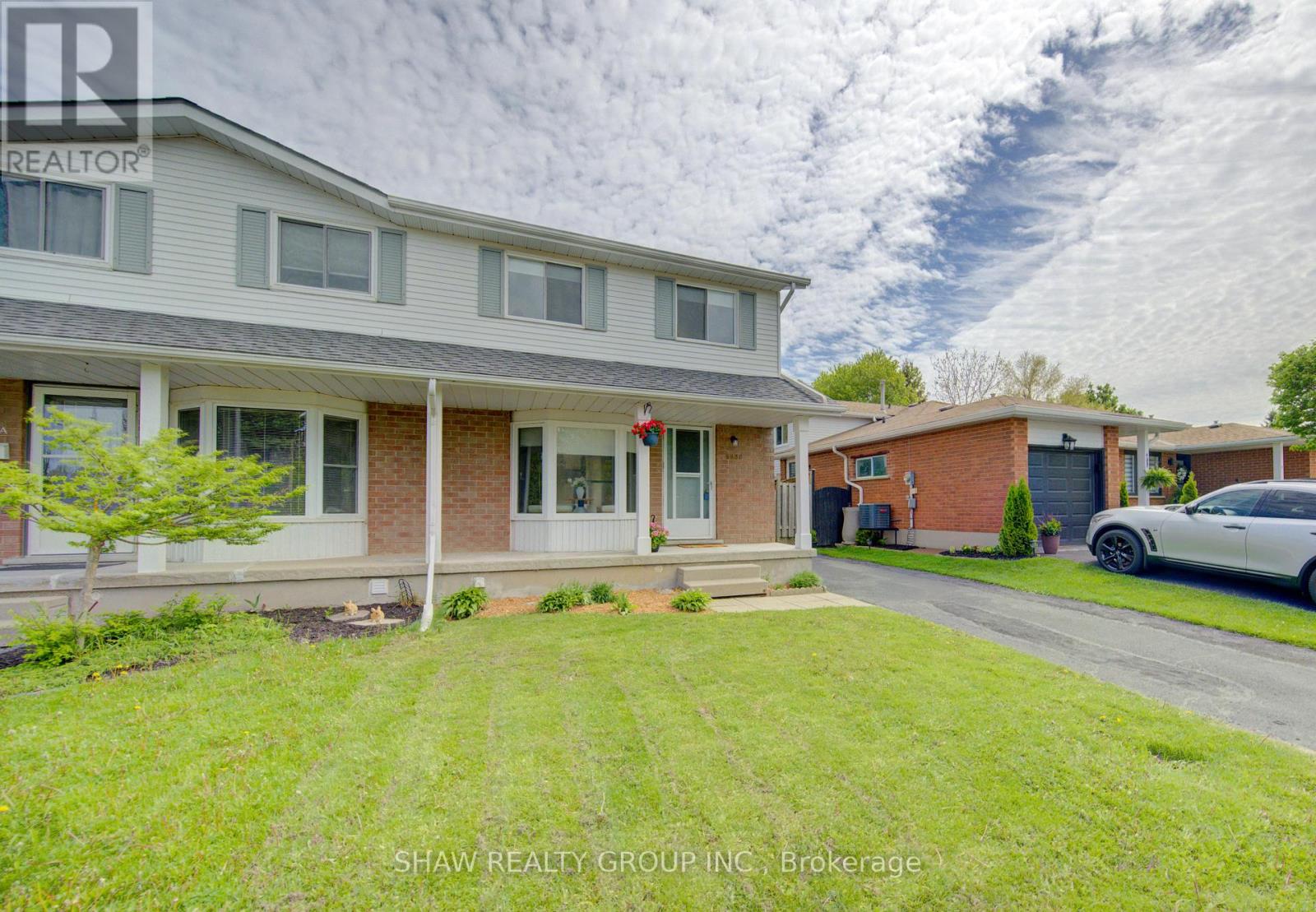 B - 603 Pinerow Crescent, Waterloo, Ontario N2T 2K6 - Photo 4 - X13161364