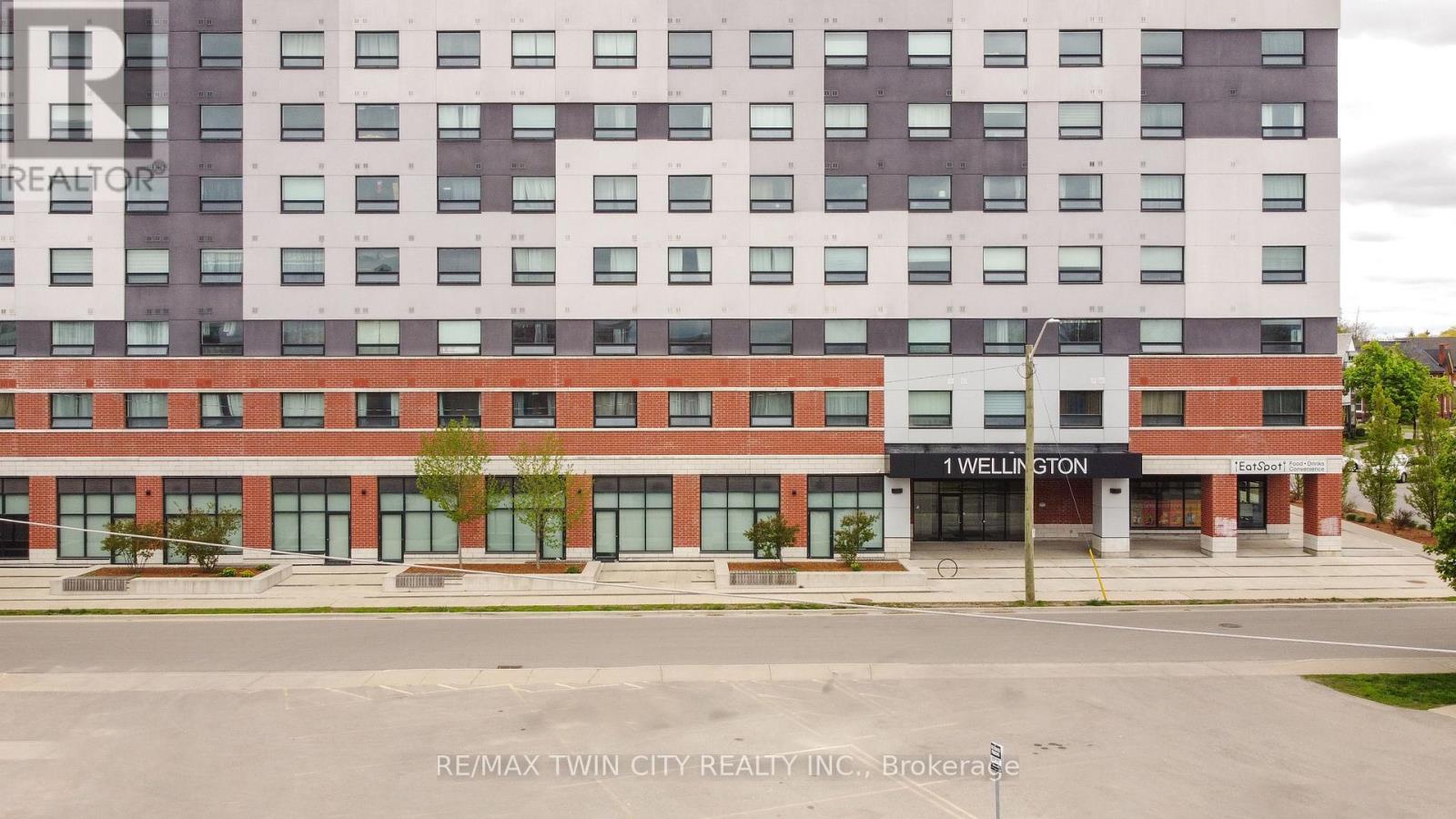 417 - 1 WELLINGTON STREET, Brantford, Ontario