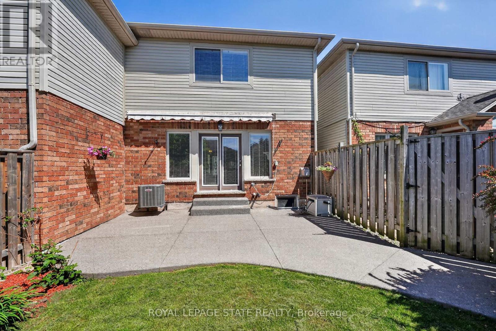 122 Magnolia Crescent, Grimsby, Ontario L3M 5R5 - Photo 30 - X13161488