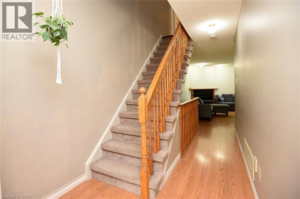 26 Moss Boulevard Unit# 47, Dundas, Ontario  L9H 6W8 - Photo 18 - 40832649