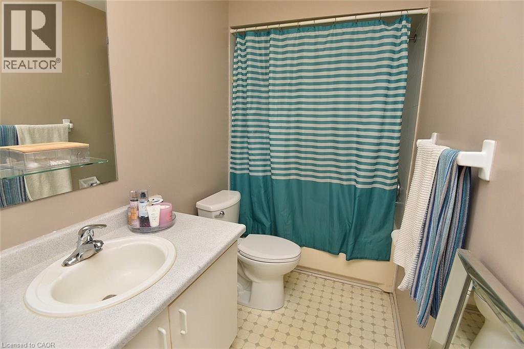 26 Moss Boulevard Unit# 47, Dundas, Ontario  L9H 6W8 - Photo 22 - 40832649