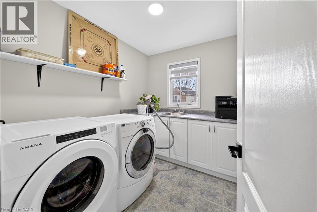 207 Arthur Fach Drive, Cambridge, Ontario  N1T 2G2 - Photo 38 - 40832522