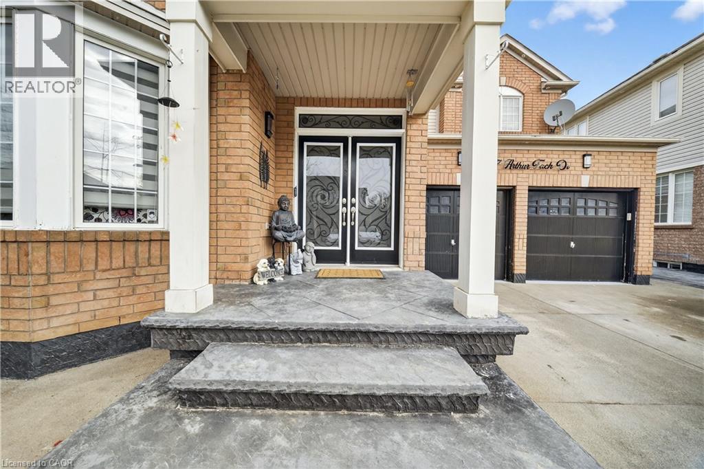 207 Arthur Fach Drive, Cambridge, Ontario  N1T 2G2 - Photo 5 - 40832522