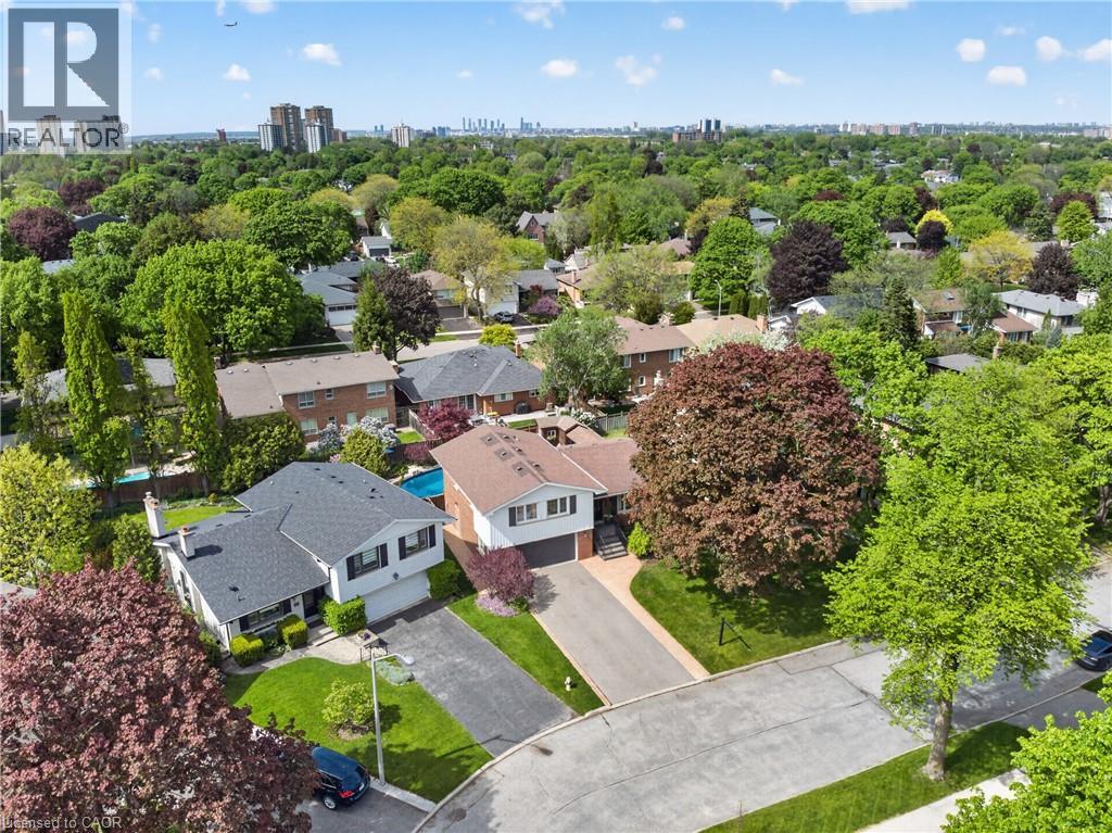 27 Shortland Crescent, Etobicoke, Ontario  M9R 2T2 - Photo 2 - 40831563