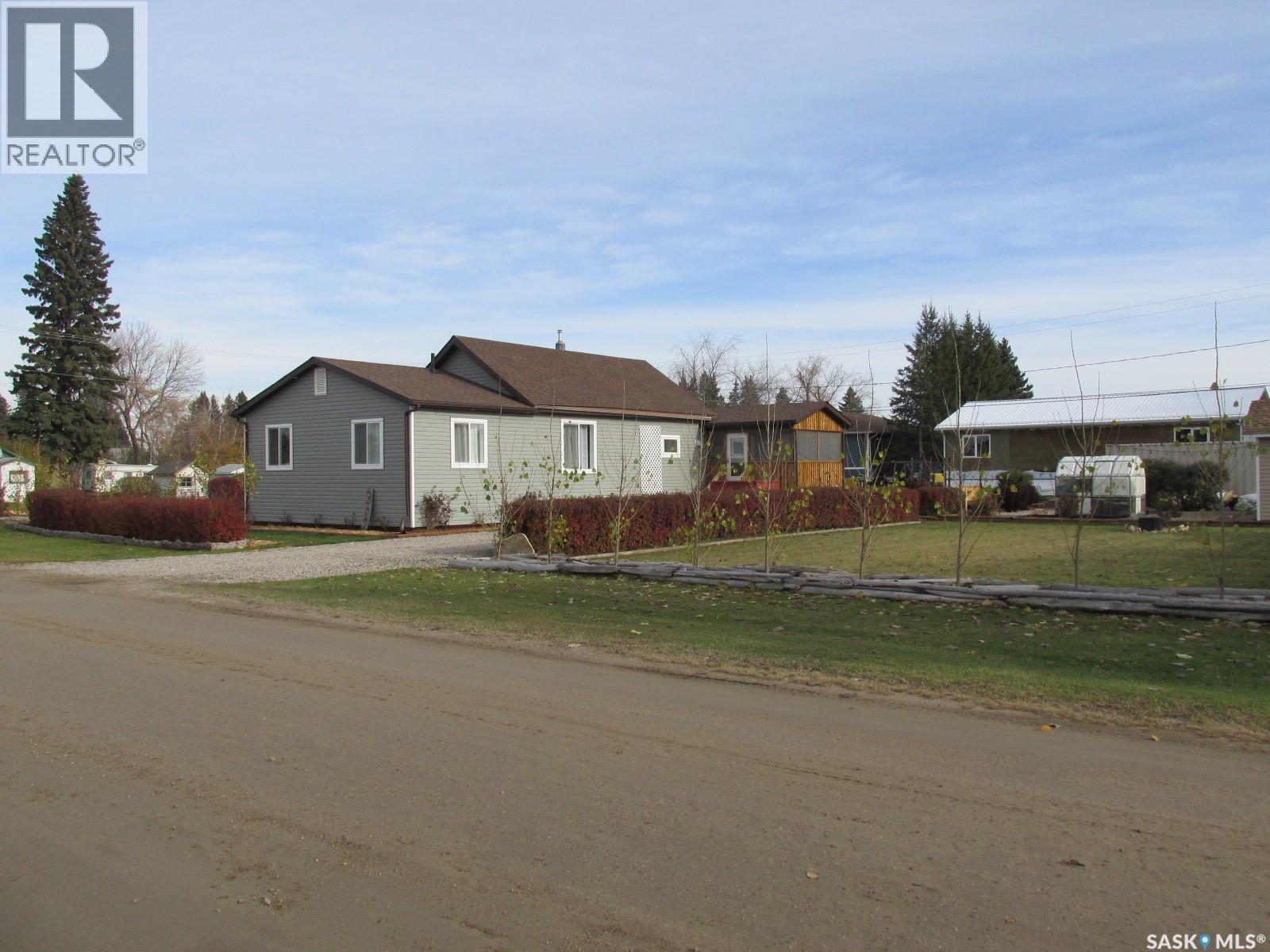 302 Rustad AVENUE, White Fox, Saskatchewan