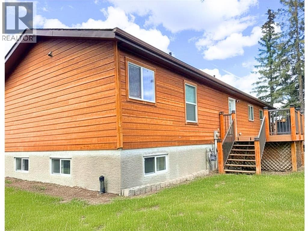 16, 40422 Range Road 10, Rural Lacombe County, Alberta  T0C 0J0 - Photo 3 - A2313460