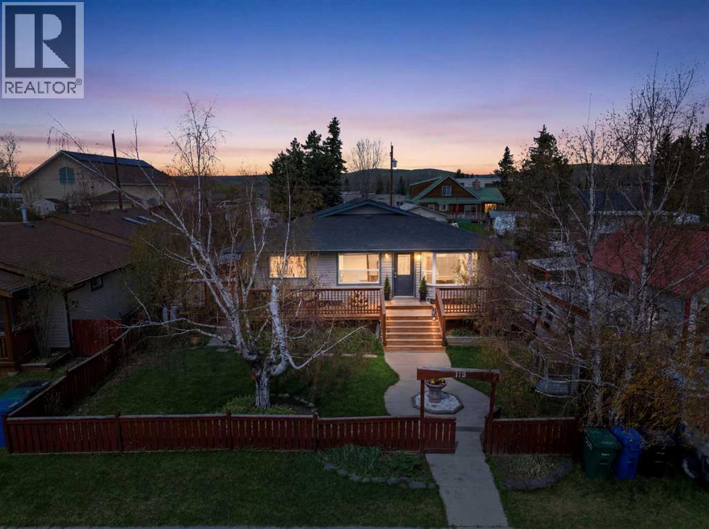 118 Frontenac Avenue NW, Diamond Valley, Alberta