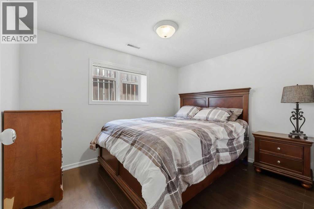 118 Frontenac Avenue NW, Diamond Valley, Alberta  T0L 2A0 - Photo 38 - A2312562