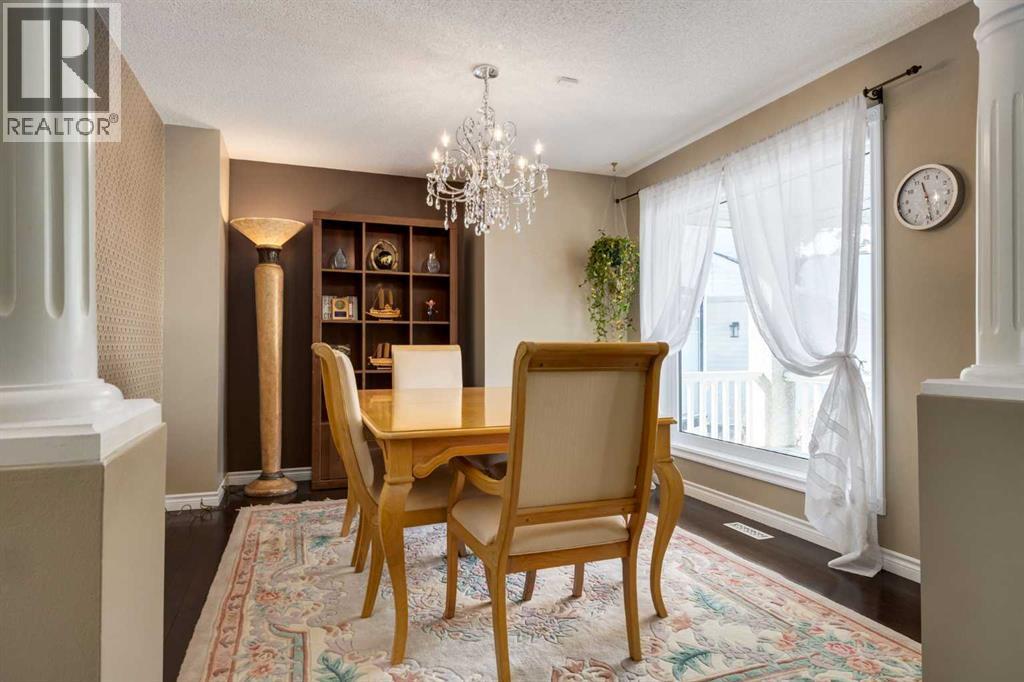 331 Sierra Madre Court SW, Calgary, Alberta  T3H 3G7 - Photo 4 - A2313806