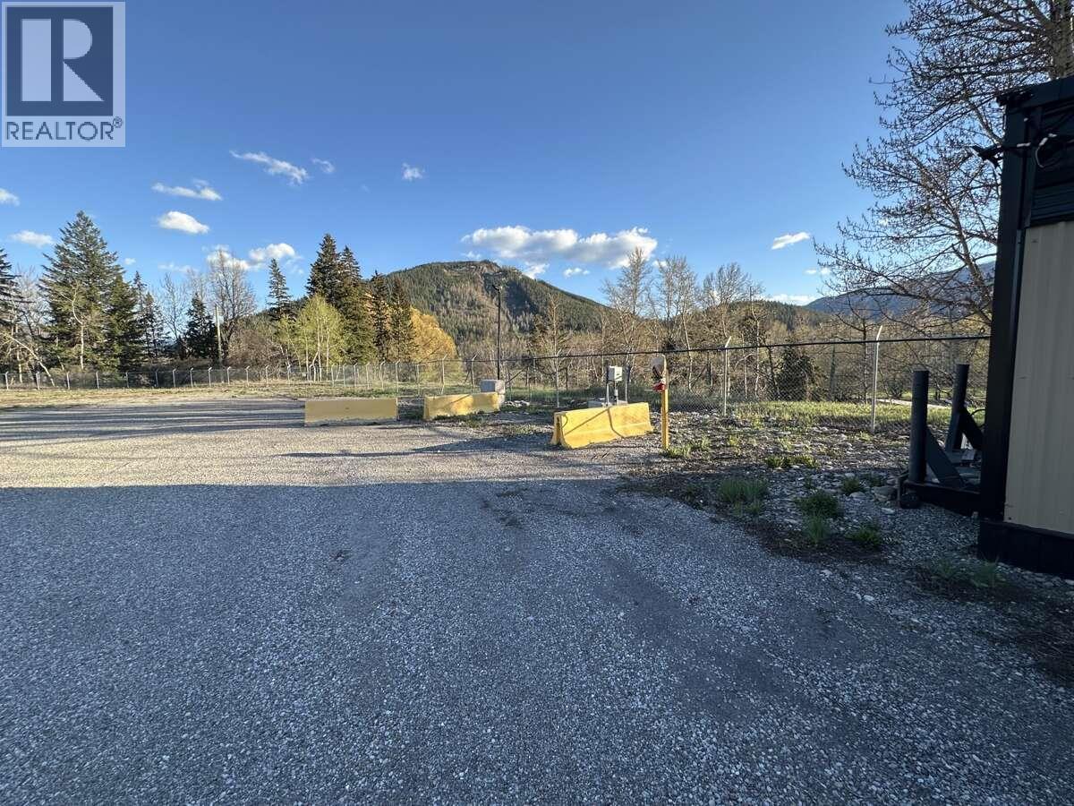 260 Industrial Road 1, Sparwood, British Columbia V0B 2G1 - Photo 16 - 10388501