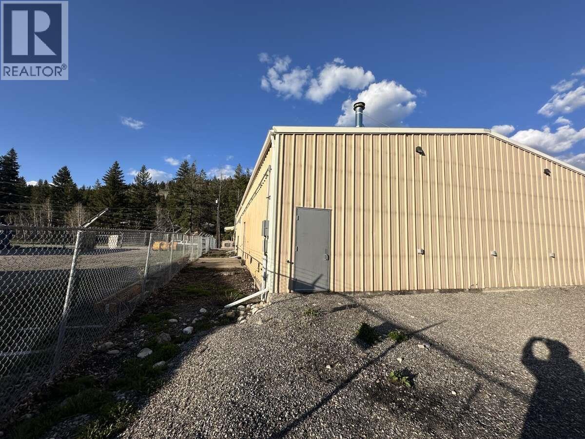 260 Industrial Road 1, Sparwood, British Columbia V0B 2G1 - Photo 10 - 10388501