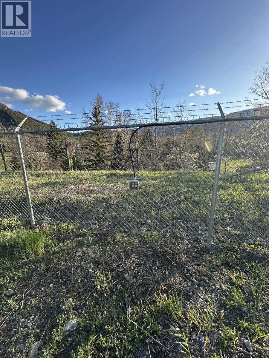 260 Industrial Road 1, Sparwood, British Columbia V0B 2G1 - Photo 21 - 10388501