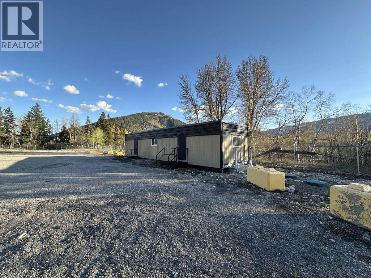 260 Industrial Road 1, Sparwood, British Columbia V0B 2G1 - Photo 14 - 10388501