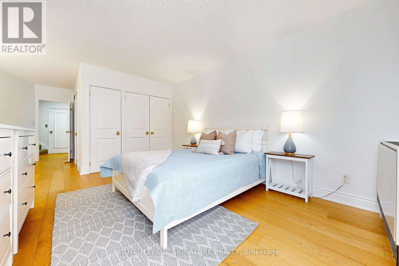 410/204 - 33 Harbour Square, Toronto, Ontario  M5J 2G2 - Photo 24 - C12747616