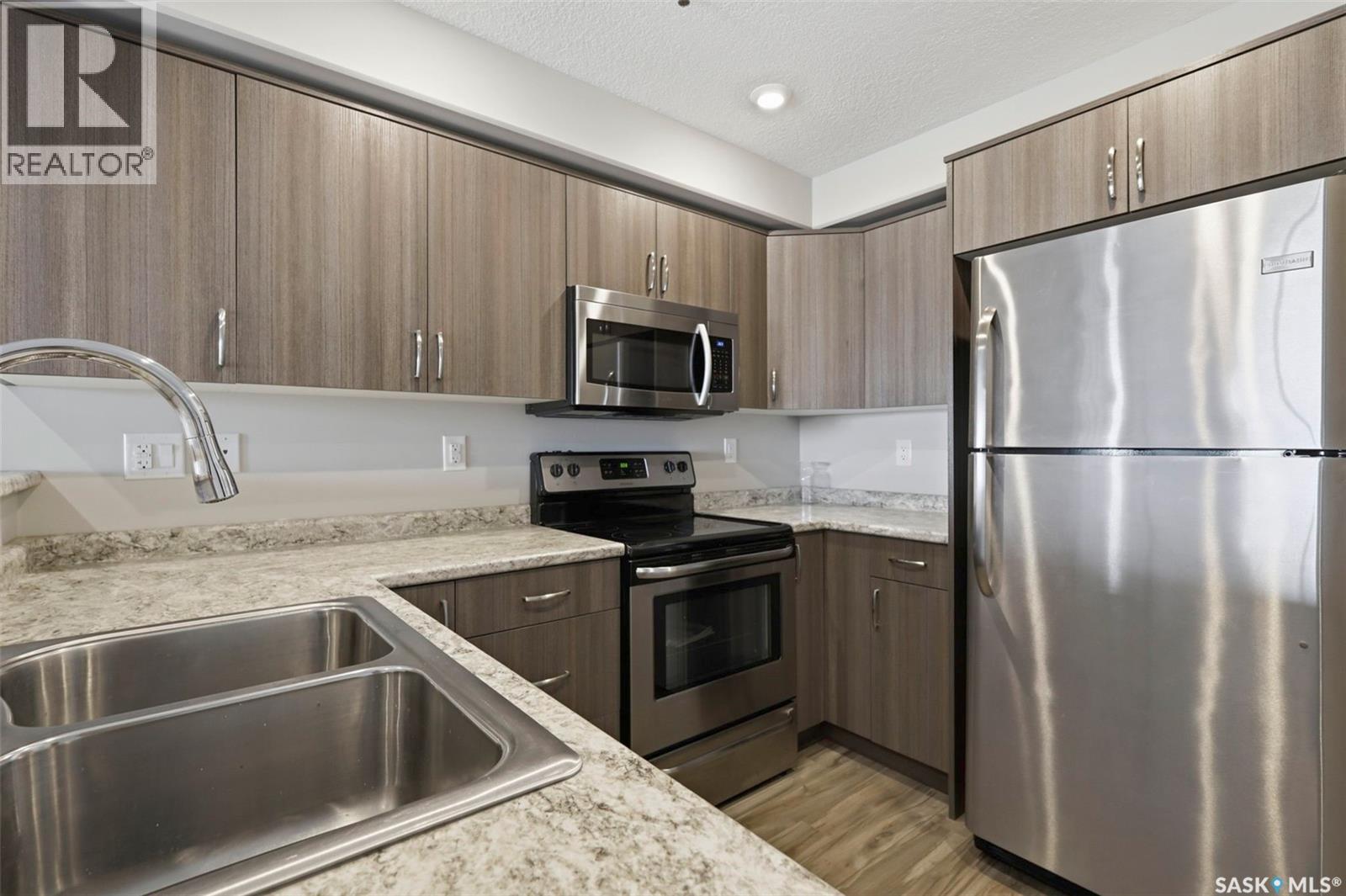 209 915 Kristjanson Road, Saskatoon, Saskatchewan  S7S 0B1 - Photo 12 - SK036554