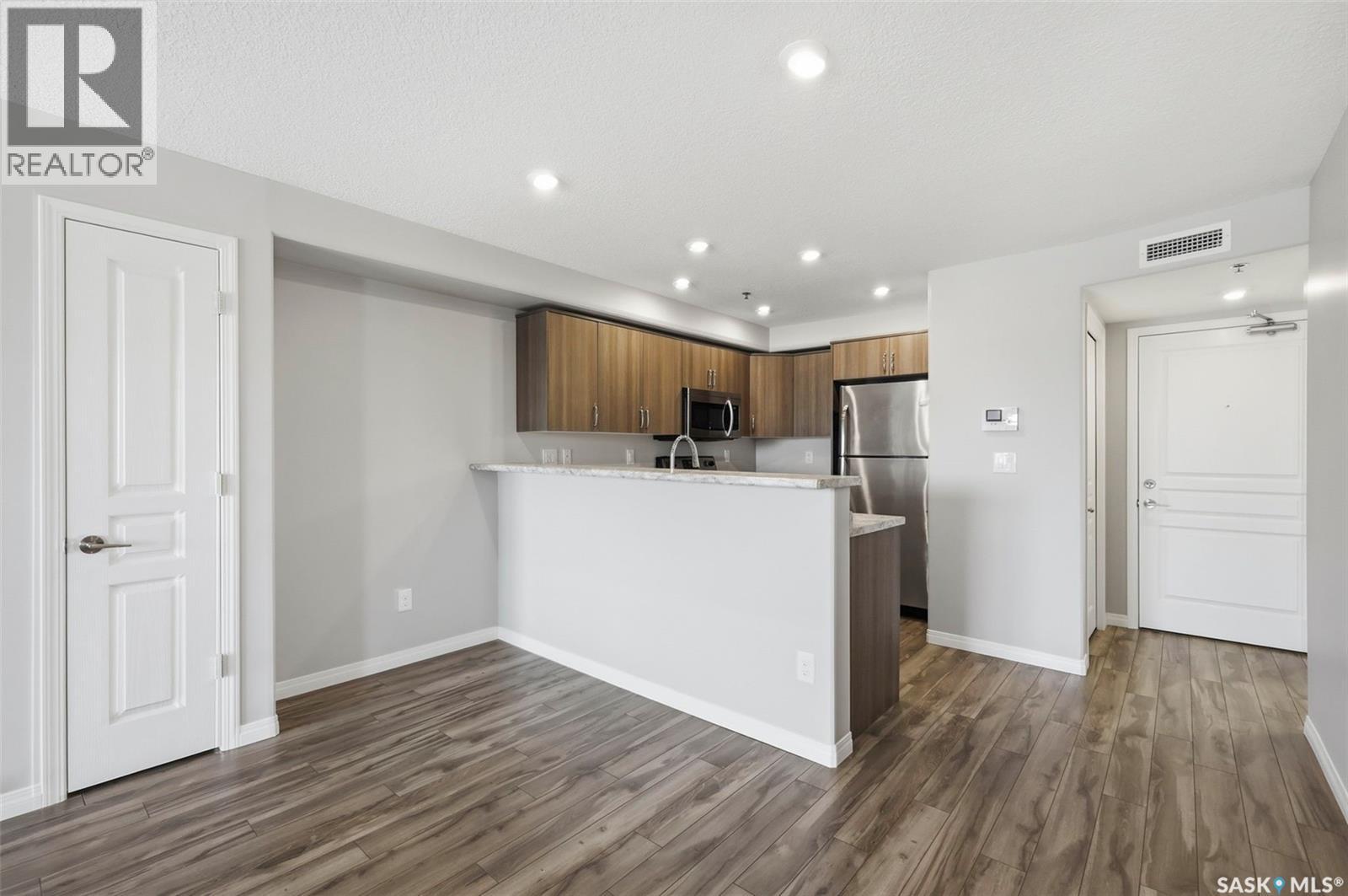 209 915 Kristjanson Road, Saskatoon, Saskatchewan  S7S 0B1 - Photo 18 - SK036554