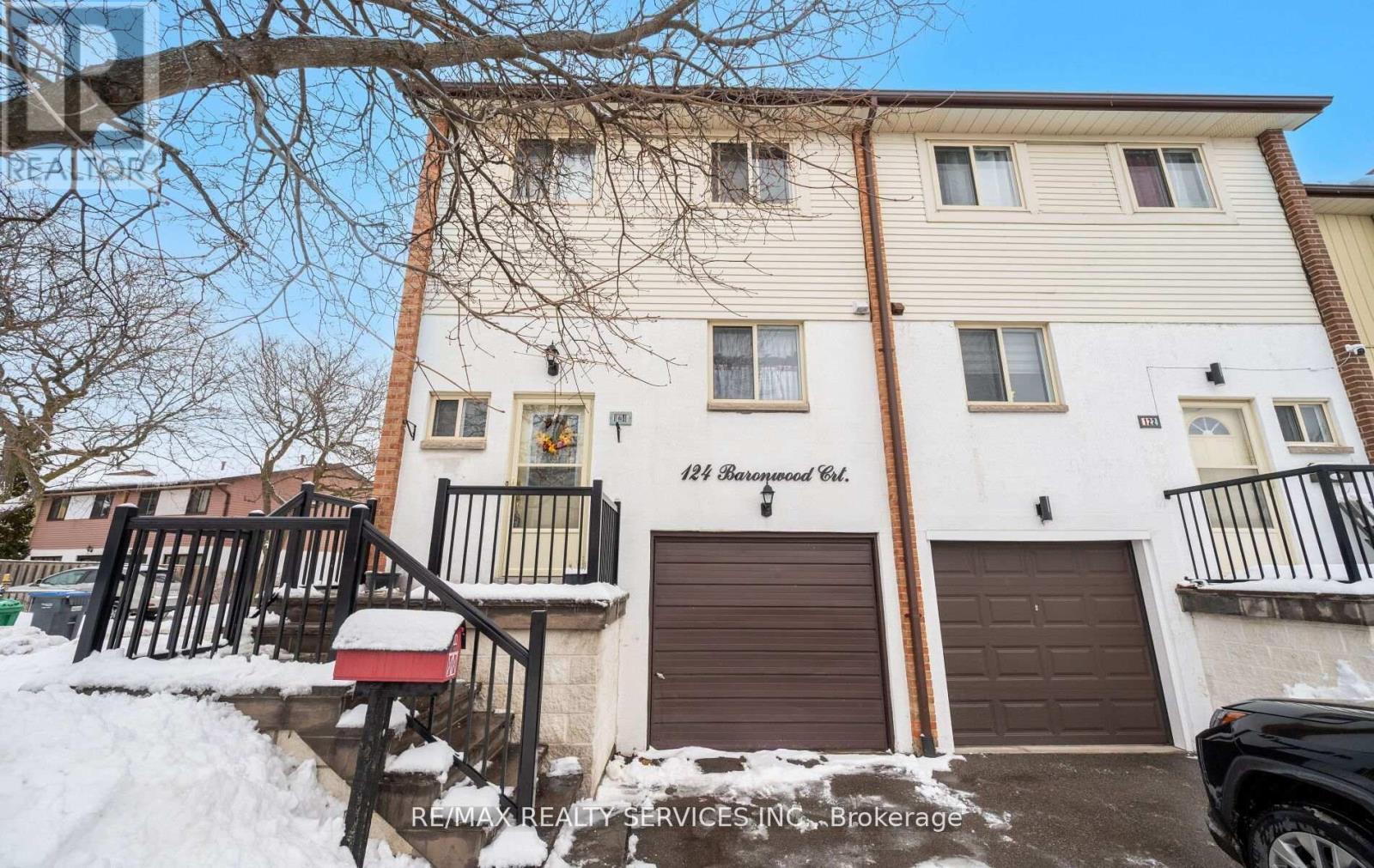 124 - 124 Baronwood Court, Brampton, Ontario L6V 3H7 - Photo 3 - W13019880