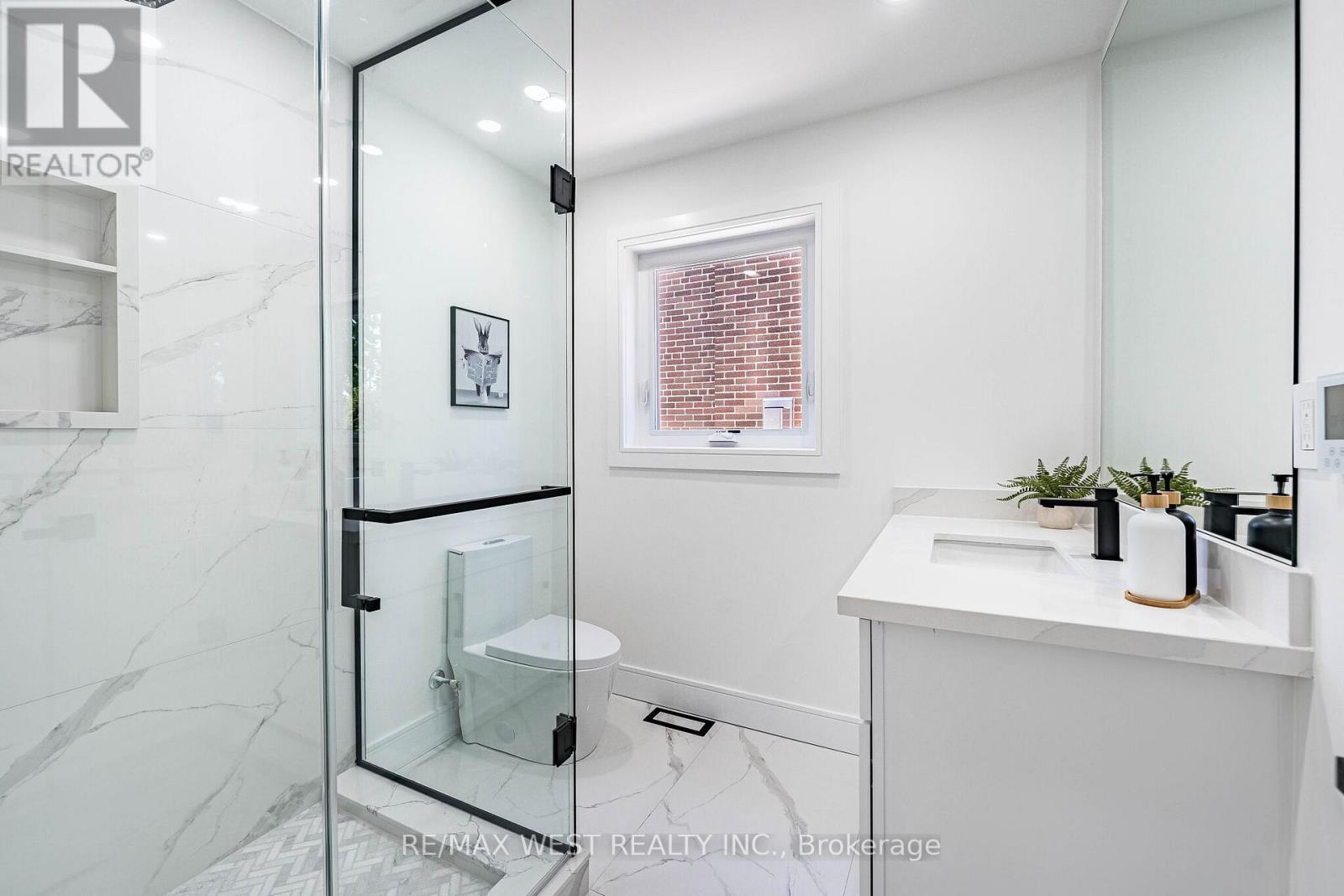 18 Torrington Drive, Toronto, Ontario  M9C 3V5 - Photo 23 - W13150326