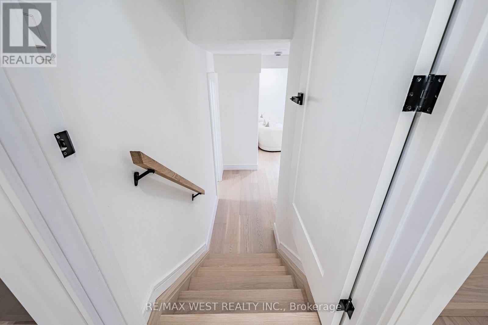 18 Torrington Drive, Toronto, Ontario  M9C 3V5 - Photo 27 - W13150326